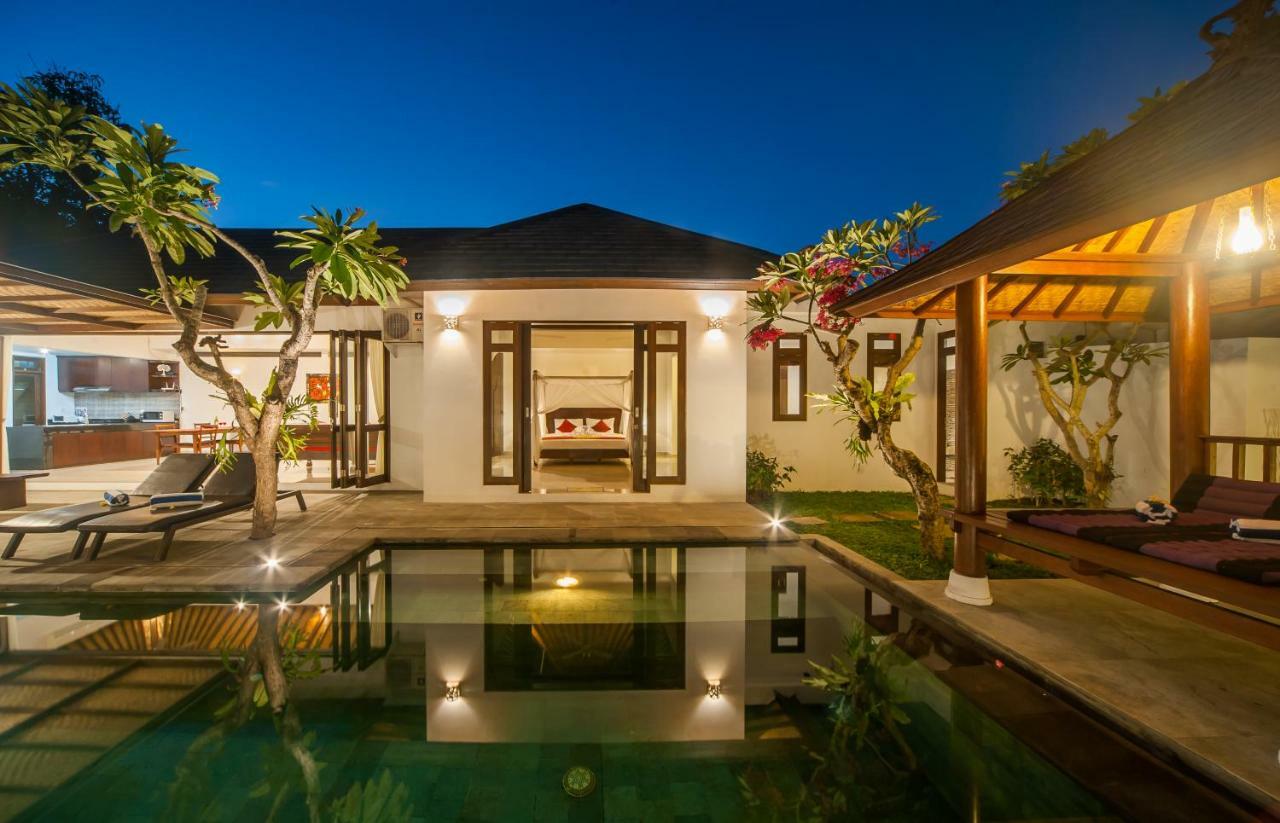 Turiya Villa Sanur Exterior photo